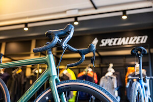 Specialized_bike_shop_600x400.jpg