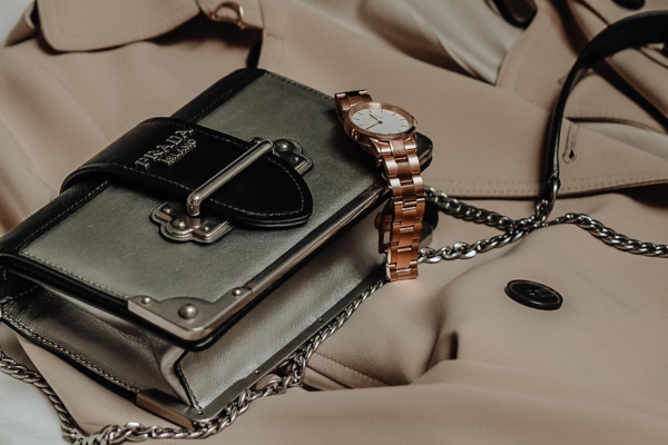 Super Fakes and High-Quality Counterfeits in the Luxury Goods and Fashion  Sectors - Corsearch