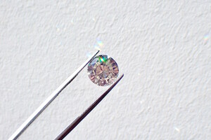 tahlia-doyle-diamonds-unsplash